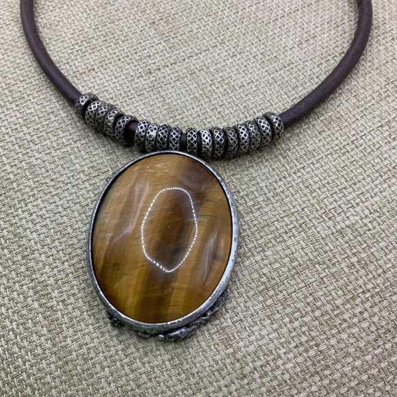 Lucky Brand Tiger Eye Pendant Leather Cord Silver Distressed Tone Boho Necklace - Picture 1 of 7
